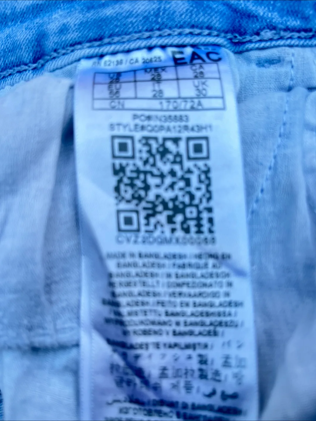 Guess Los Angeles Jeans - Light Wash, Distressed image indicator(8)