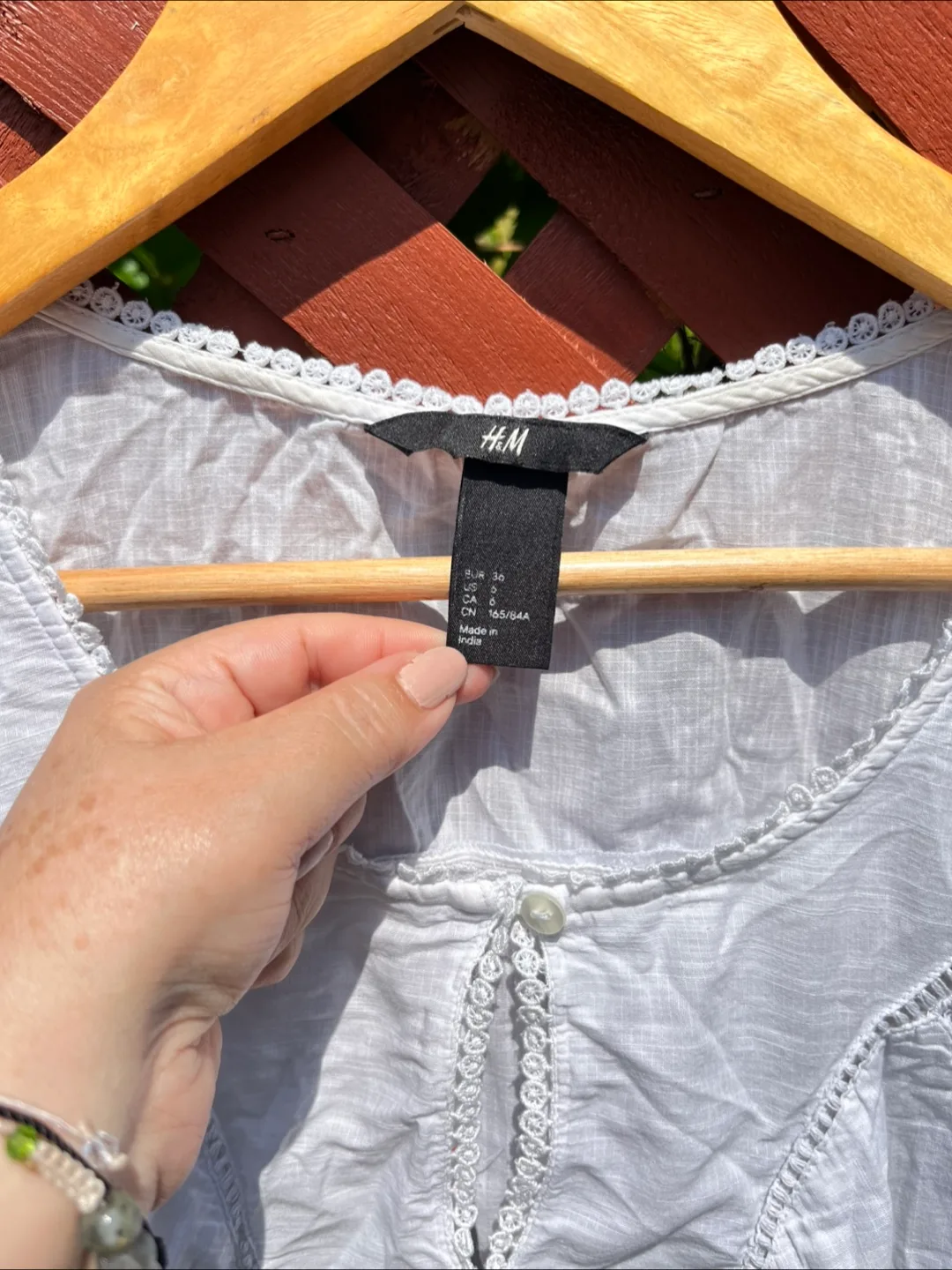 H&M White Blouse - Size 6 image indicator(5)