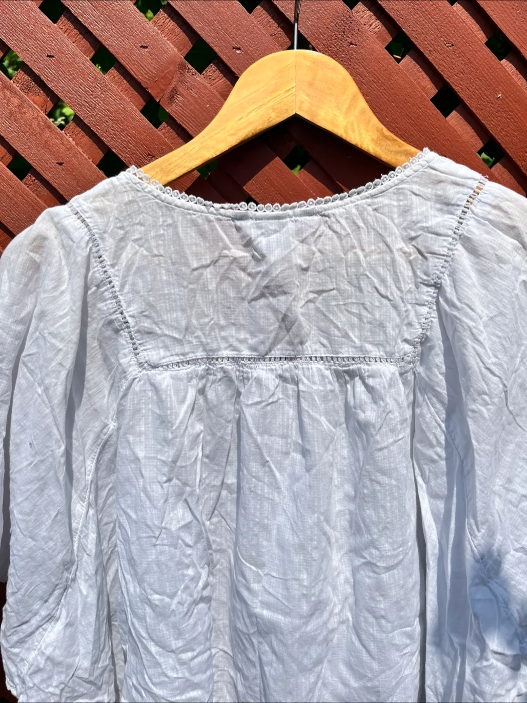 H&M White Blouse - Size 6 image indicator(6)