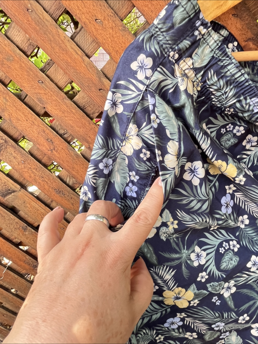 Trunks Floral Swim Shorts - L/G - photo 4