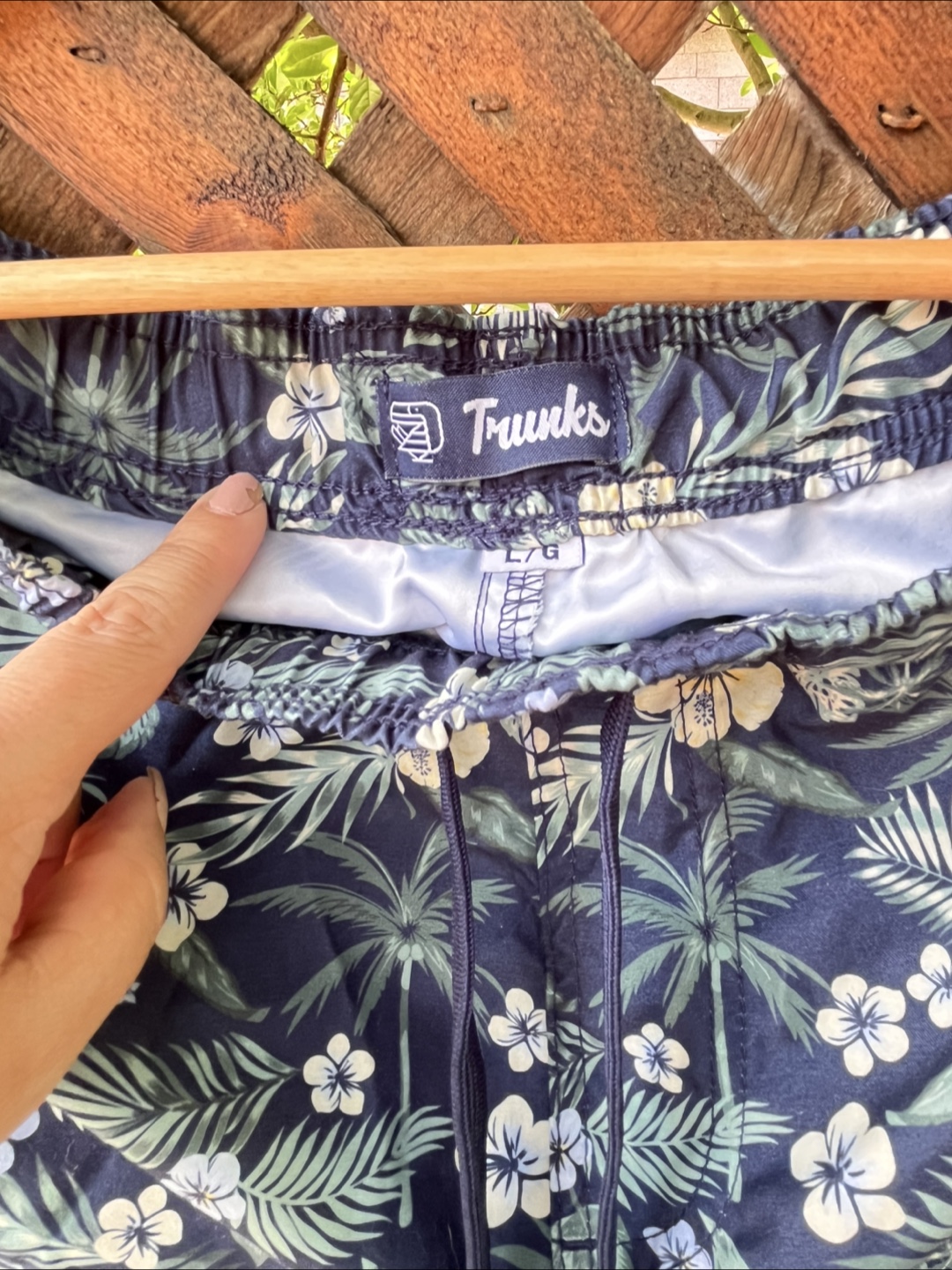 Trunks Floral Swim Shorts - L/G - photo 3