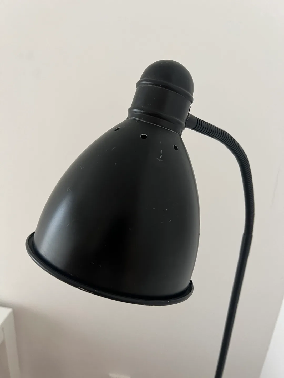 Floor Lamp - Black image indicator(2)