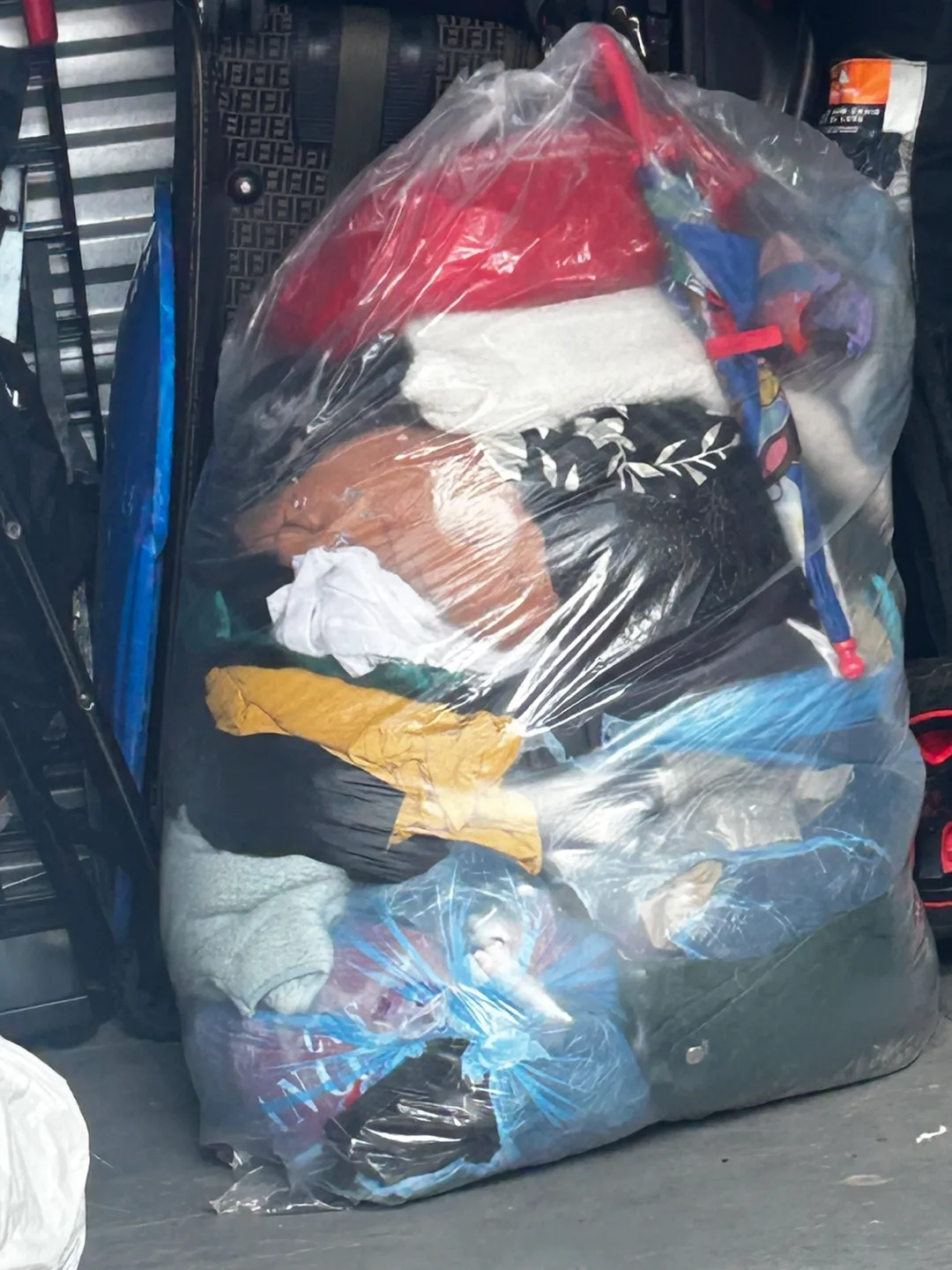 Mixed Children's Clothing Bundle image indicator(6)