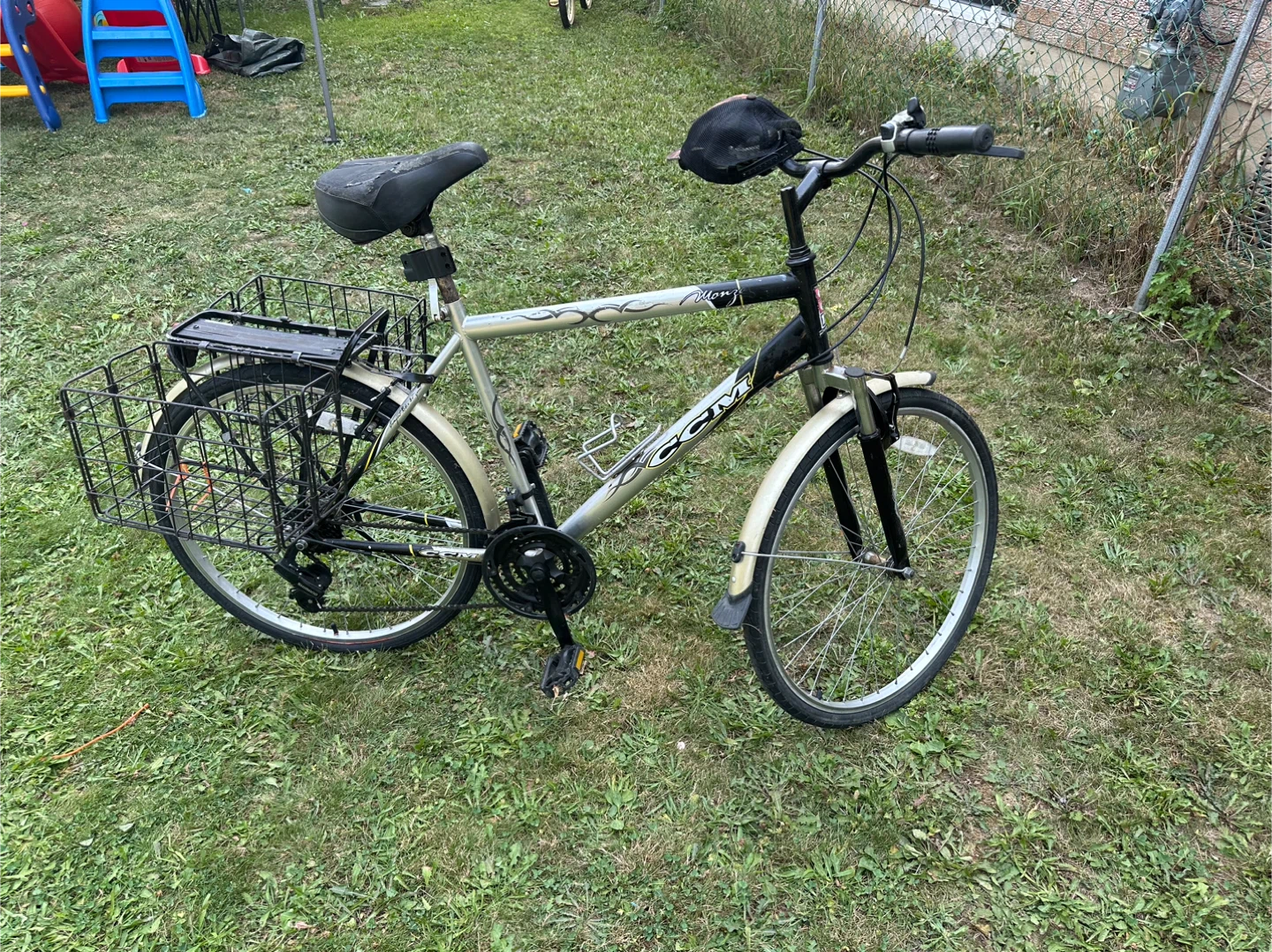 CCM Mountain Bike with Rear Baskets - photo 2