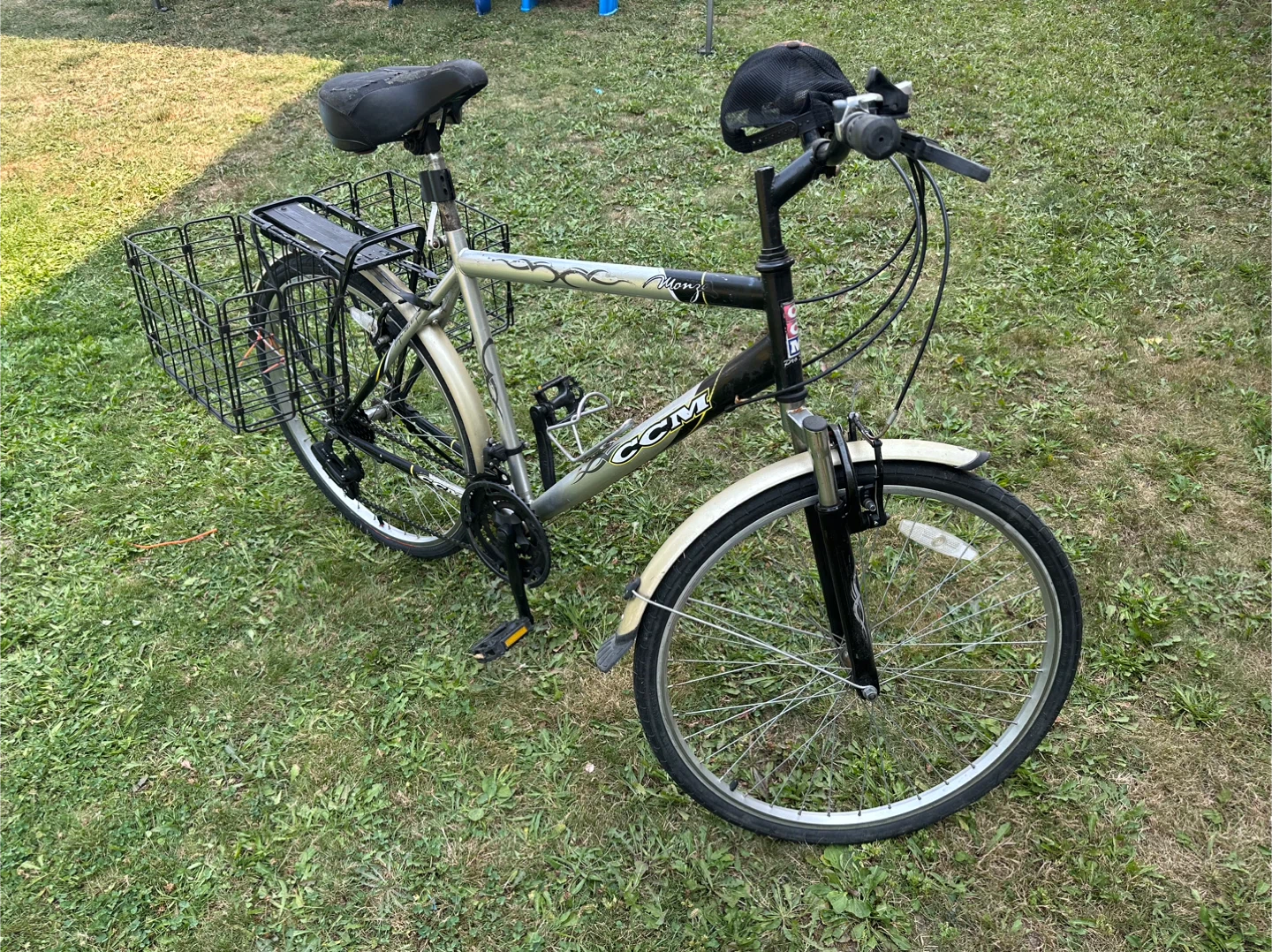 CCM Mountain Bike with Rear Baskets - photo 3