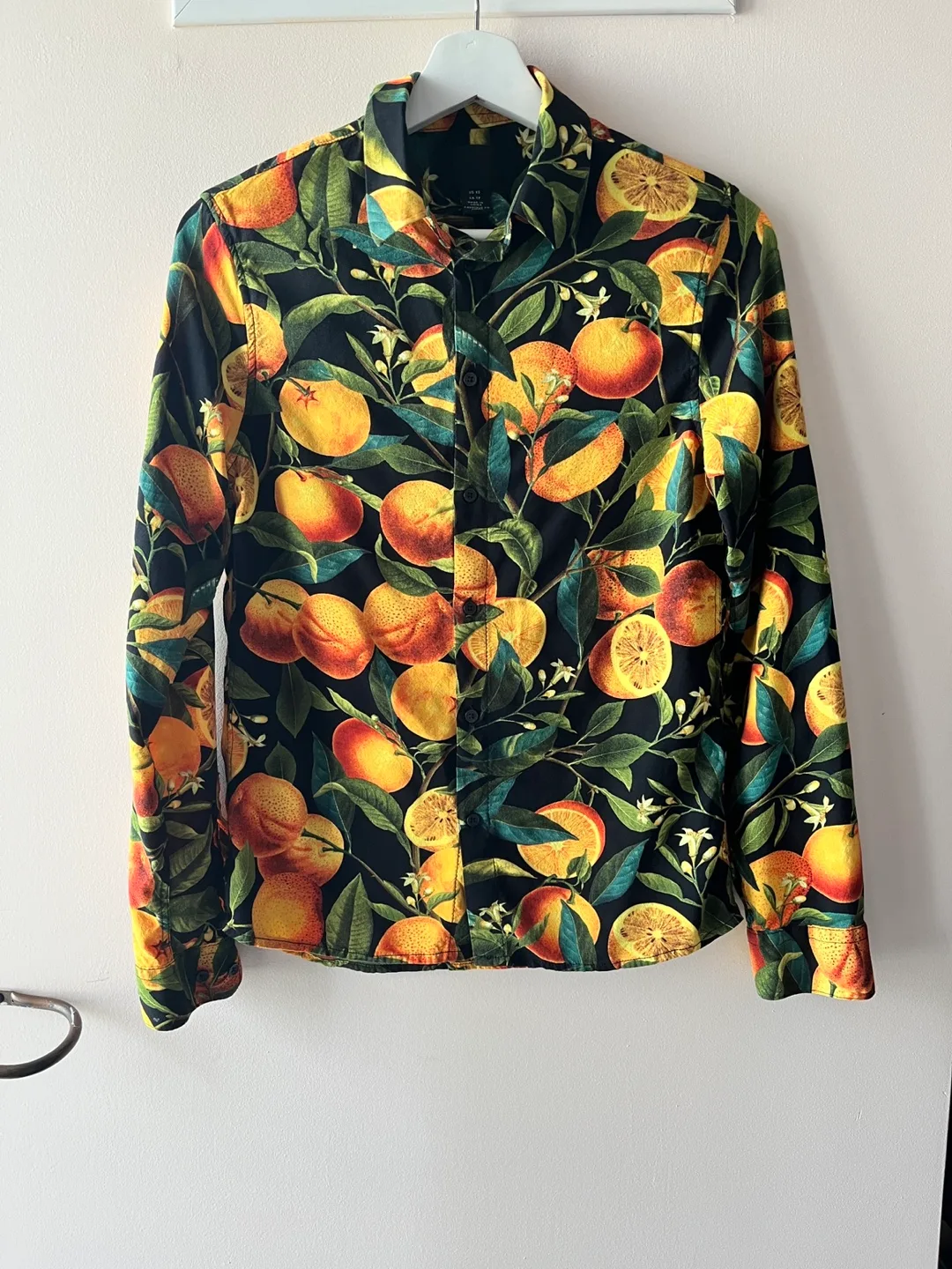 H&M Men Orange Print Button-Up Shirt - Size XS thumbnail