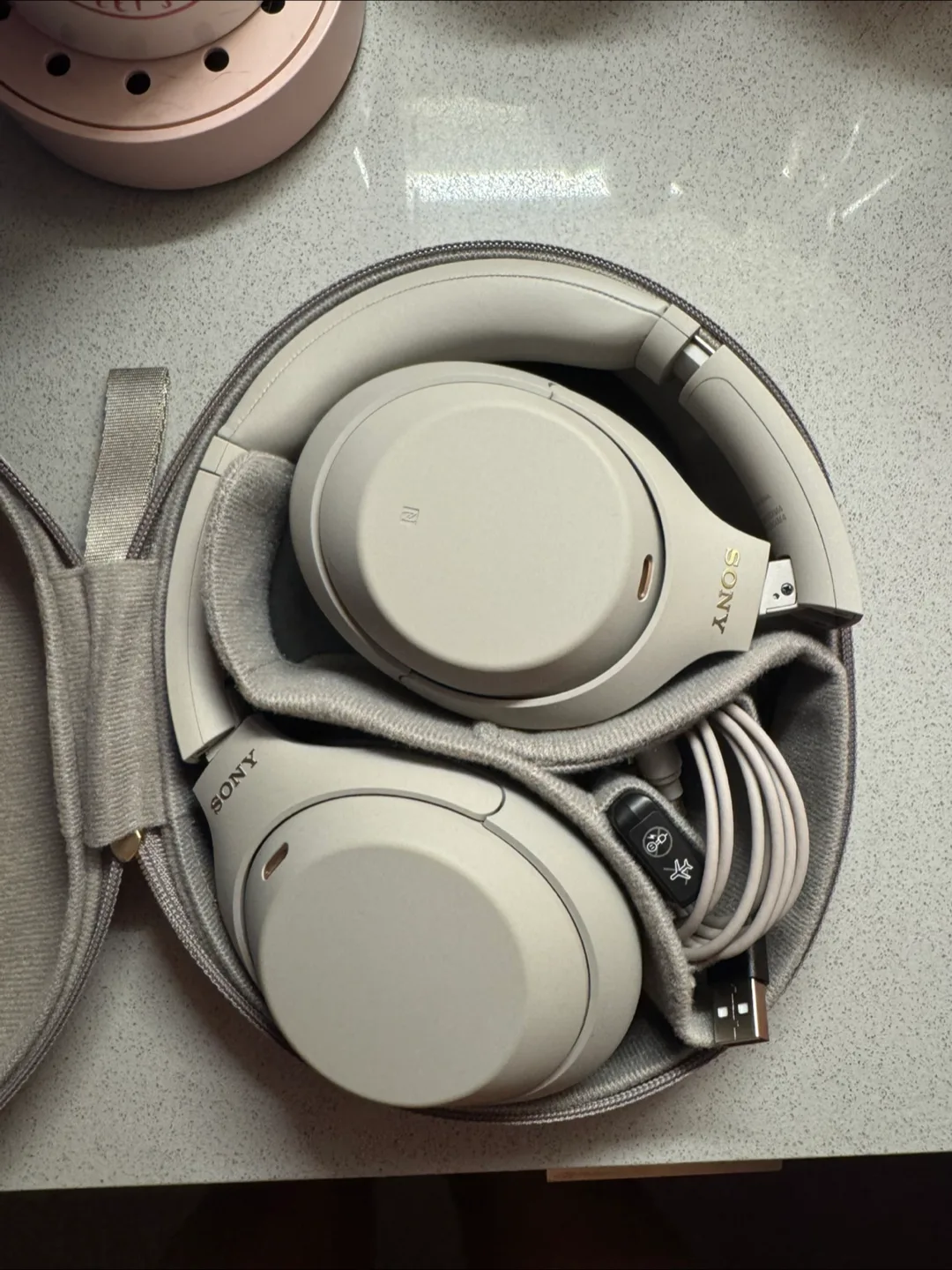 Sony WH-1000XM4 Wireless Noise Cancelling Headphones - Beige thumbnail