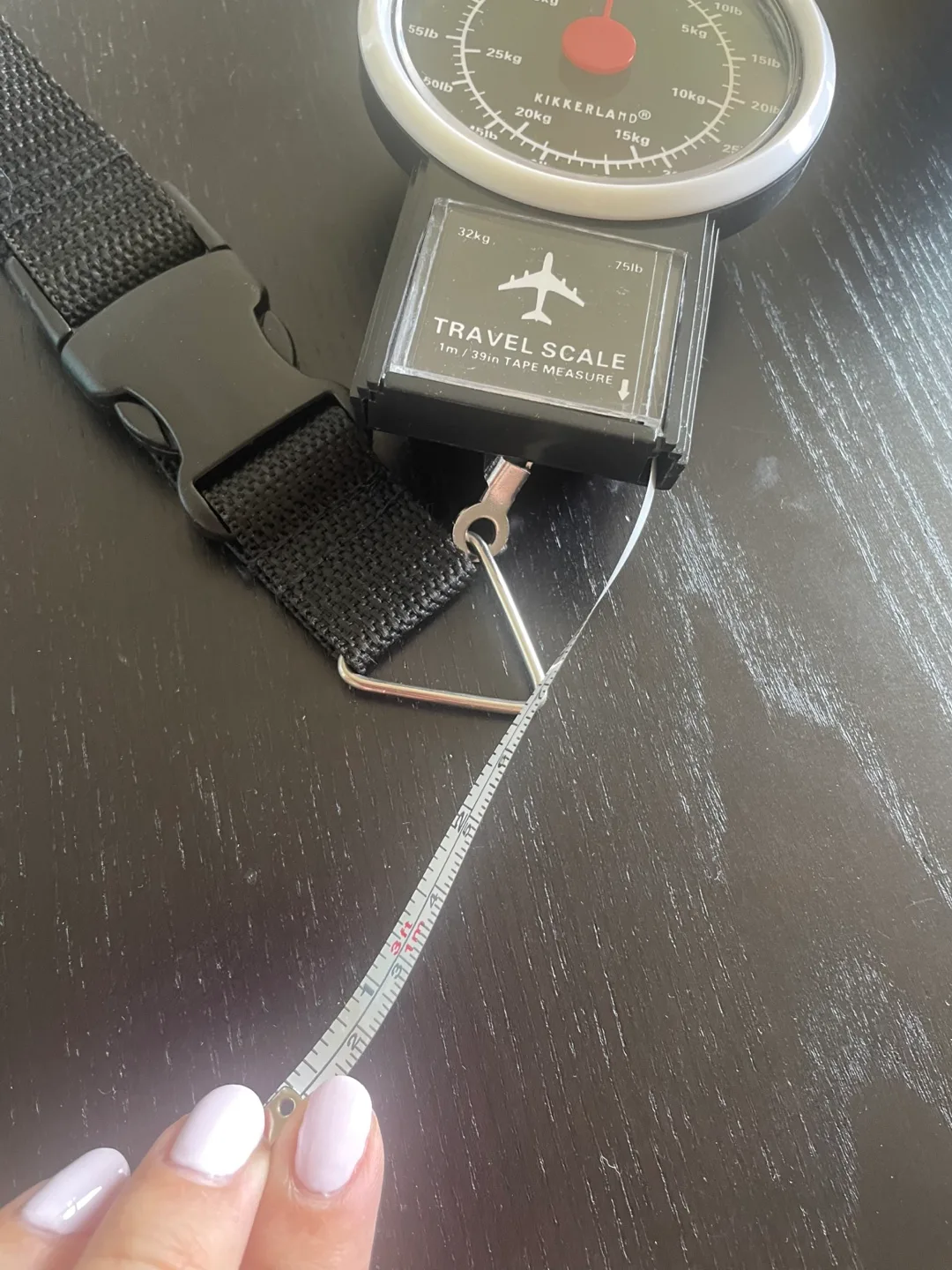 Kikkerland Travel Scale with Tape Measure image indicator(4)