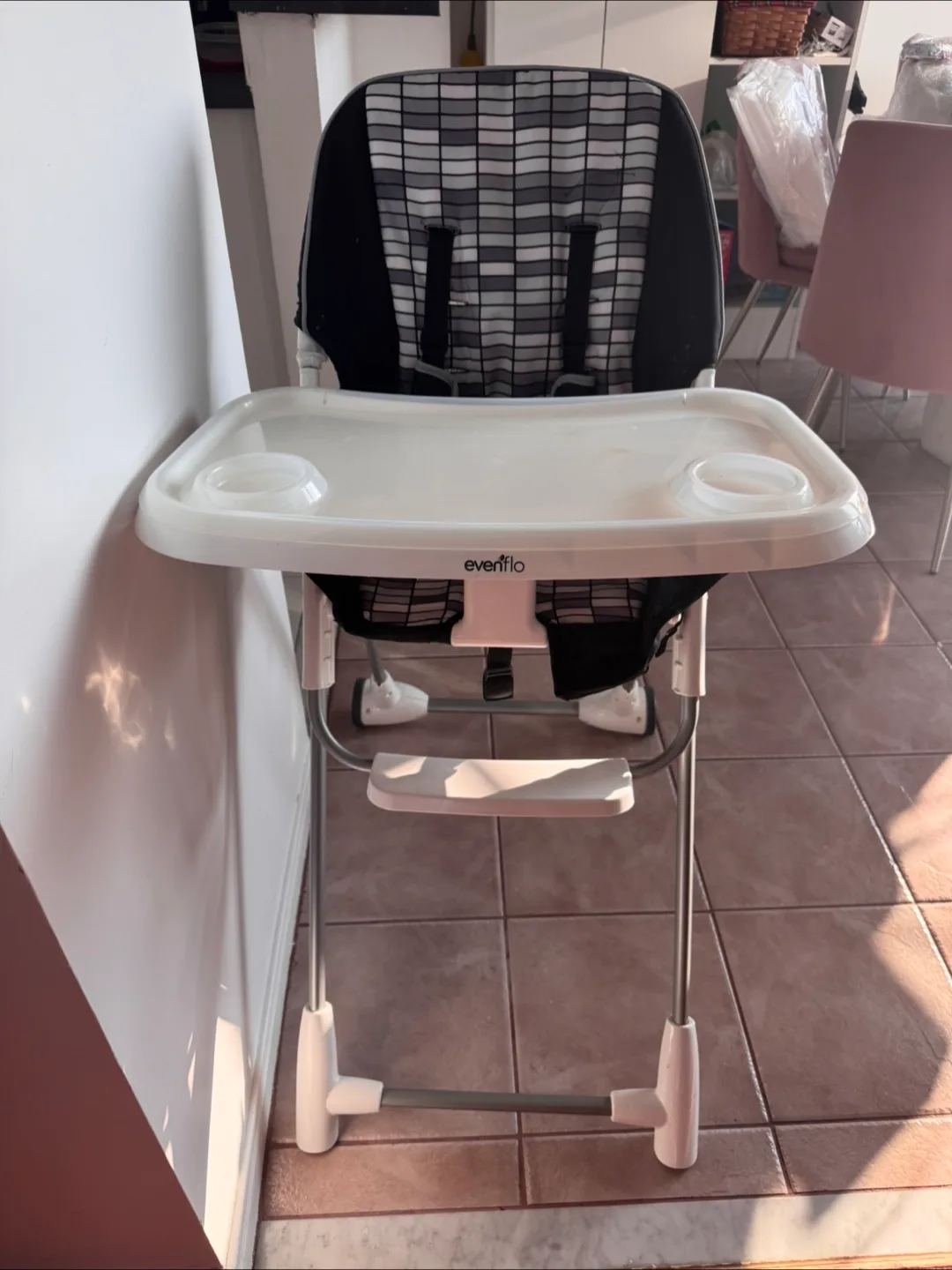 Evenflo High Chair thumbnail