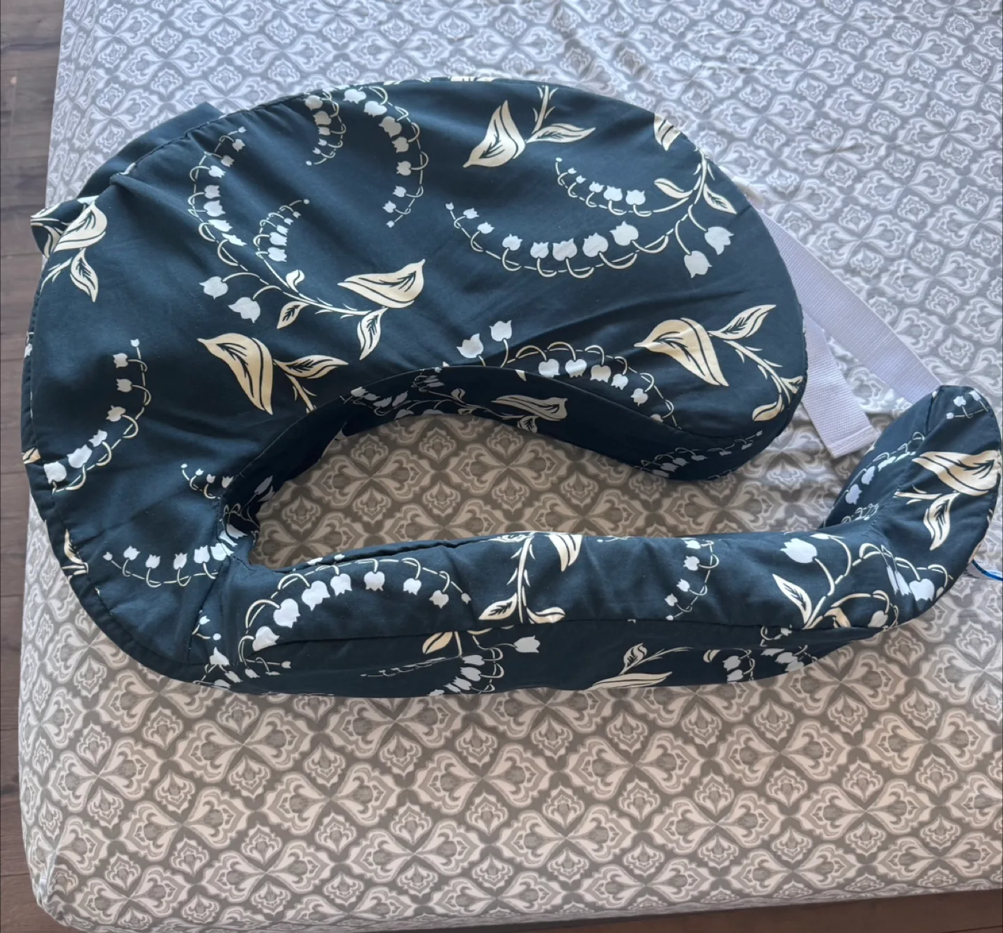 Boppy Nursing Pillow - Floral Design thumbnail