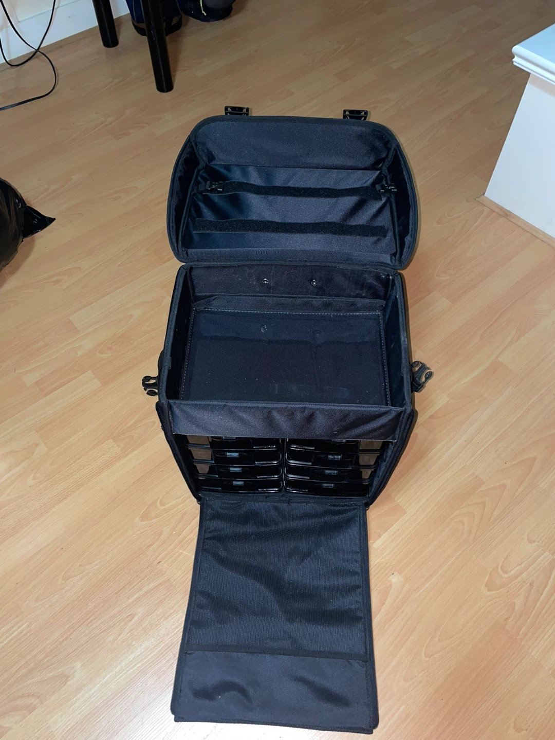 Rolling Makeup Artist Train Case - Black - photo 5