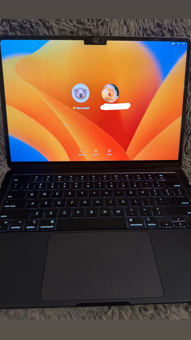 MacBook Air M2 - Excellent Condition