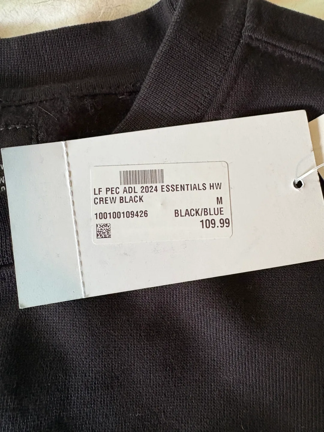 BNWT! Toronto Maple Leafs Heavyweight Crewneck Hockey Club image indicator(9)