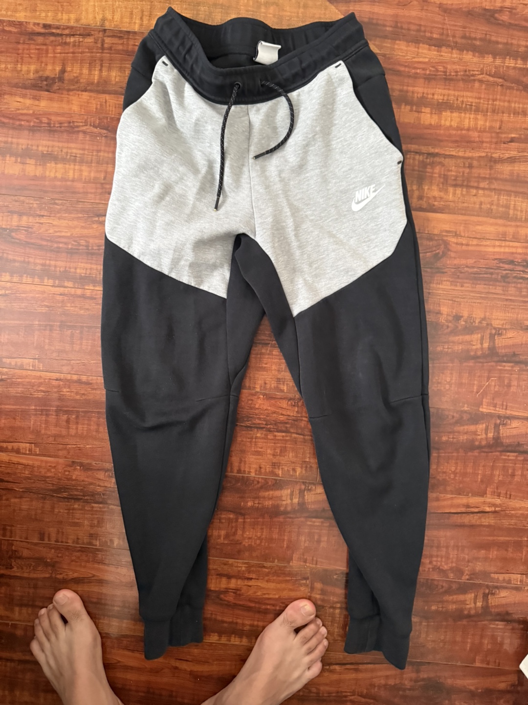 Nike Tech Fleece Pants - Black & Grey