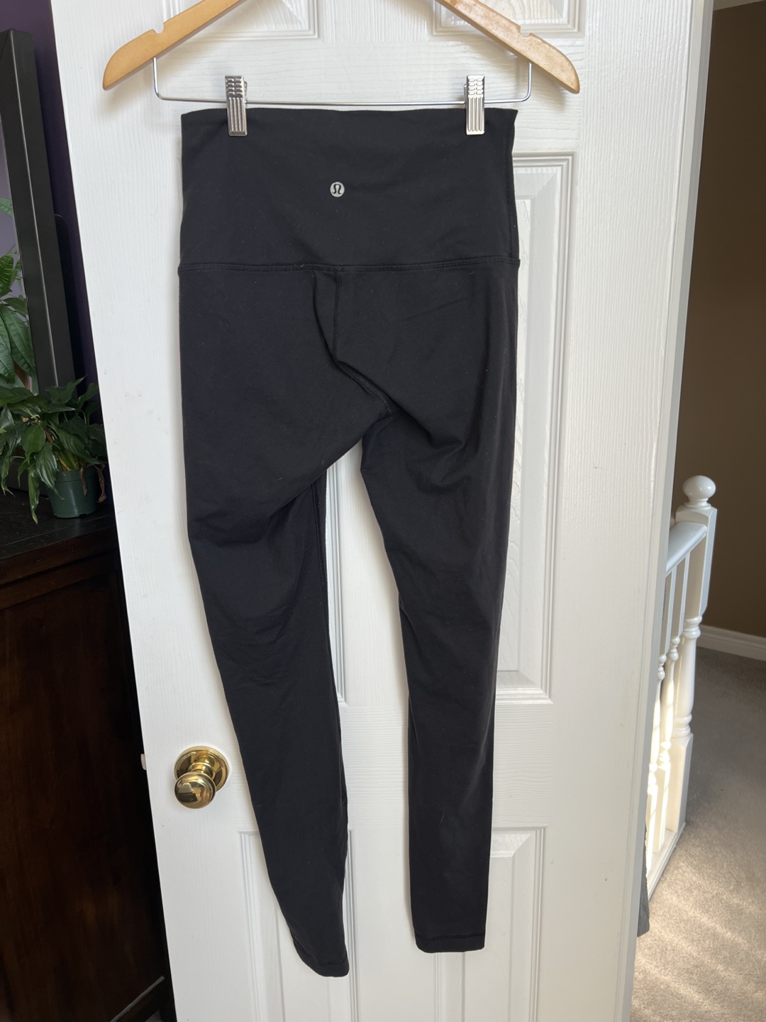 Lululemon Black Leggings, Size 6 - photo 2