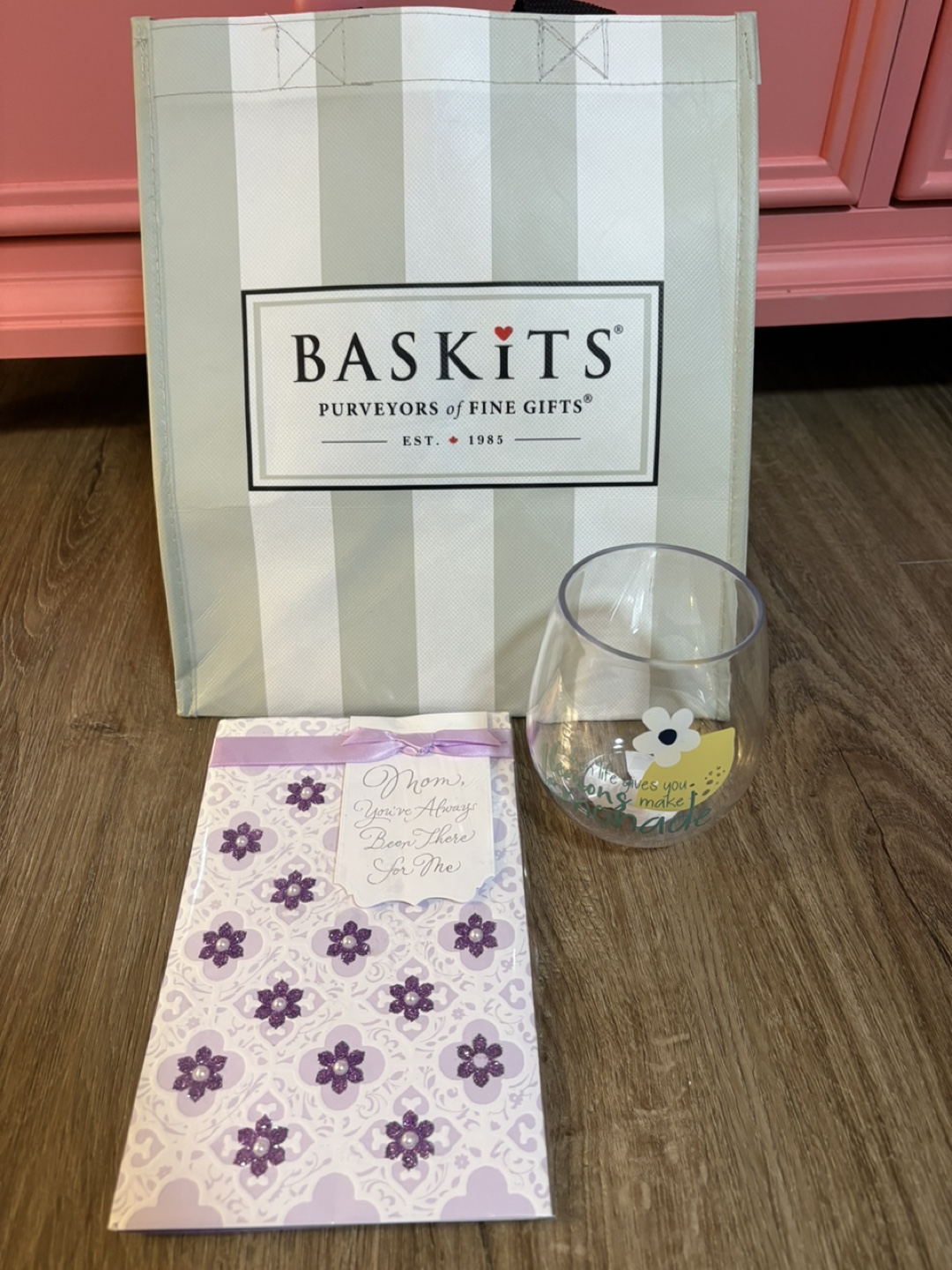 Baskits Gift Set with Wine Glass