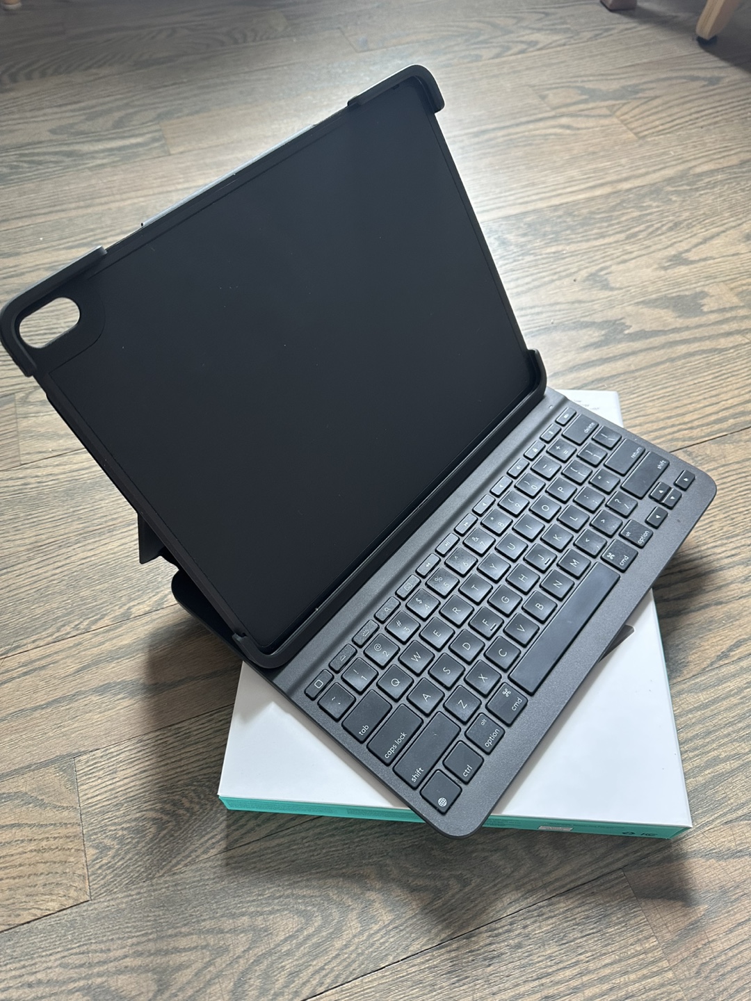 Logitech Slim Folio for 12.9-inch Keyboard - Like New