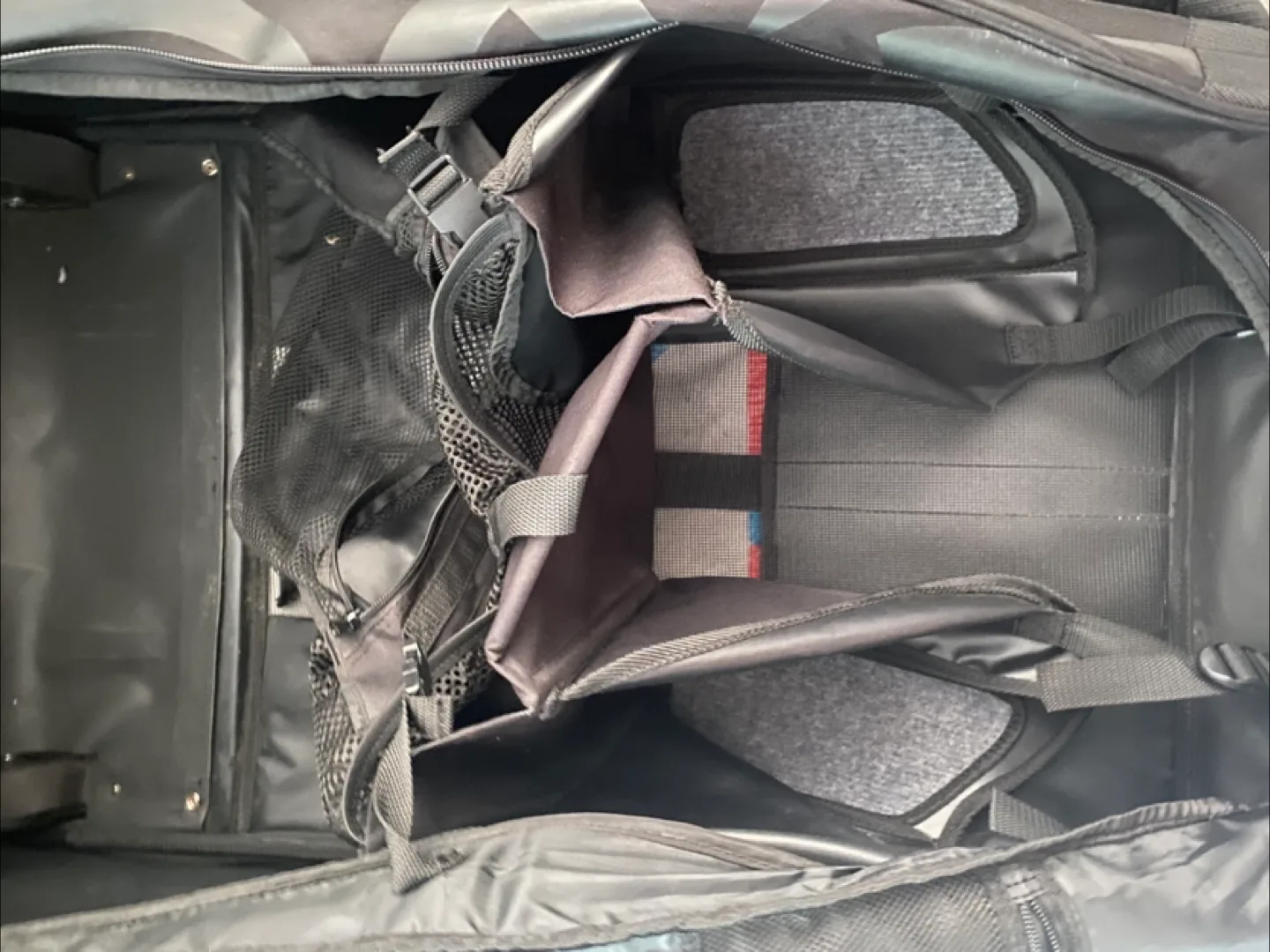 Grit Hockey Tower Bag - Black image indicator(3)