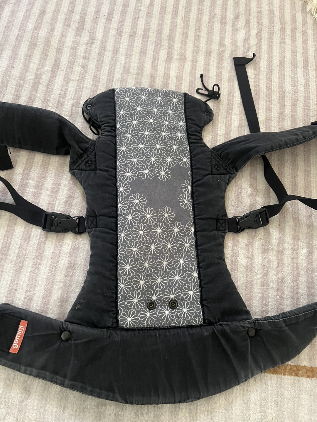 Boba Gemini Baby Carrier - Black with Floral Pattern - photo 2