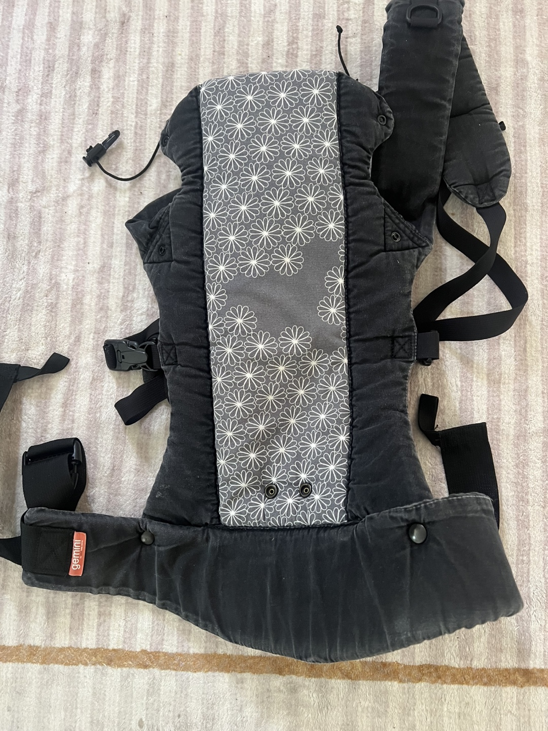 Boba Gemini Baby Carrier - Black with Floral Pattern