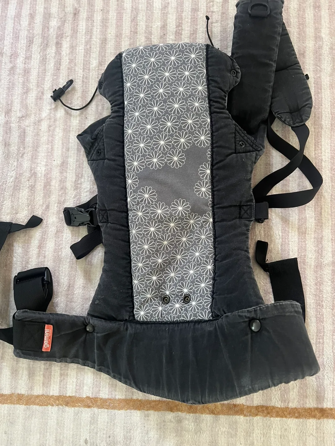 Boba Gemini Baby Carrier - Black with Floral Pattern thumbnail