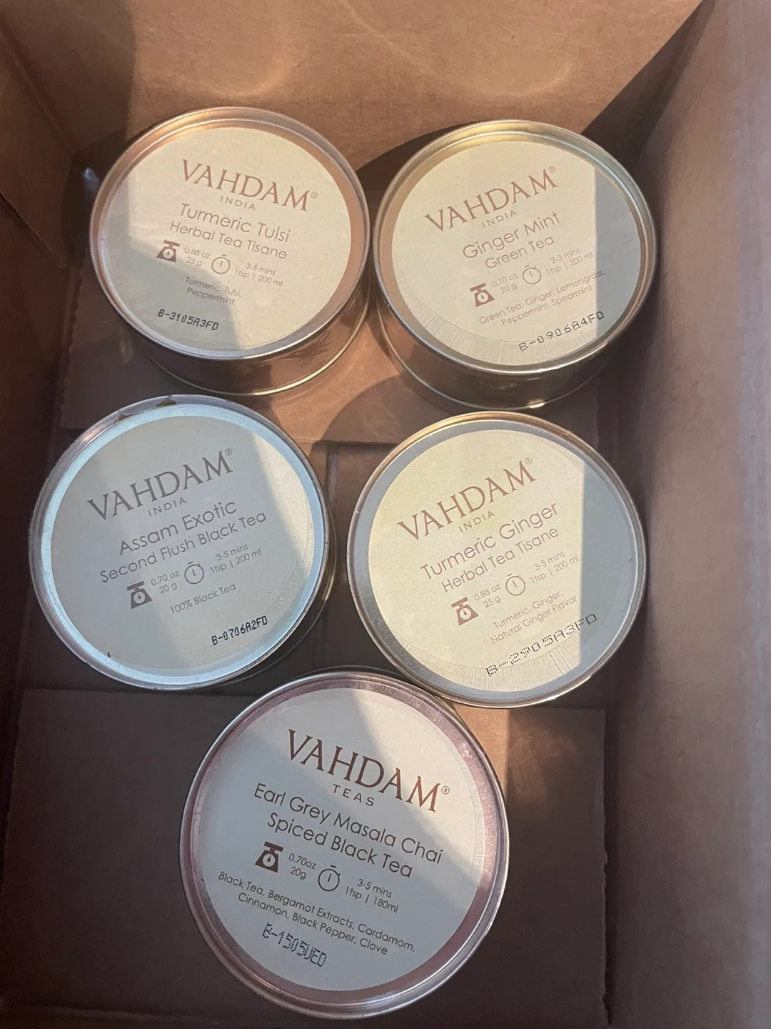 High quality Indian Vahdam Tea Set - 5 Flavours thumbnail