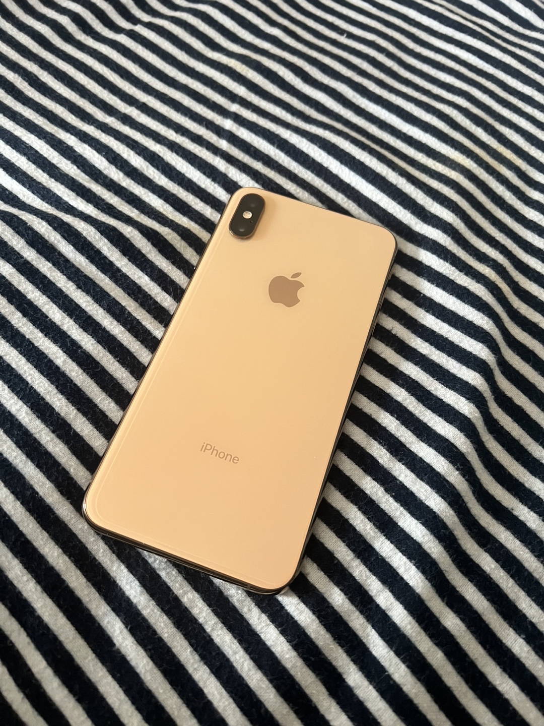 Apple iPhone XS Max Gold 64GB