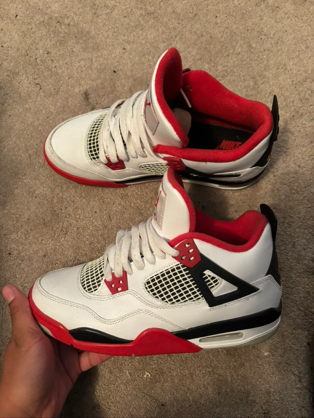 Air Jordan 4 Retro image indicator(3)