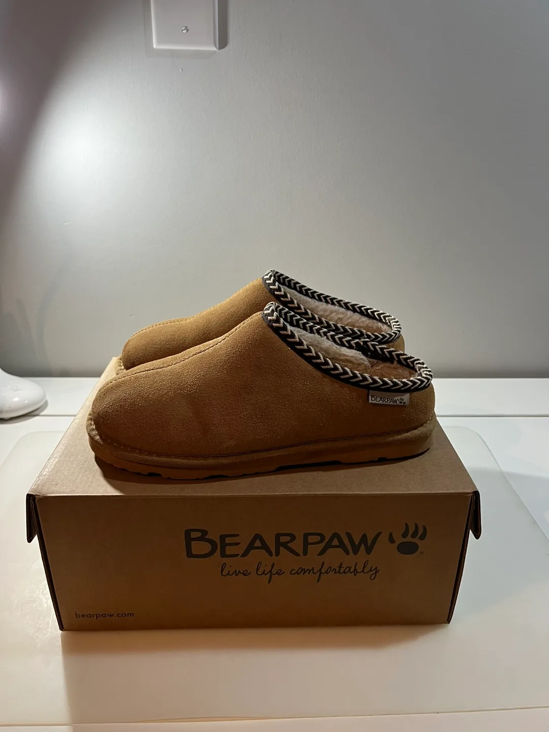 BEARPAW Tabitha Women's Slippers - Size 9, Beige thumbnail