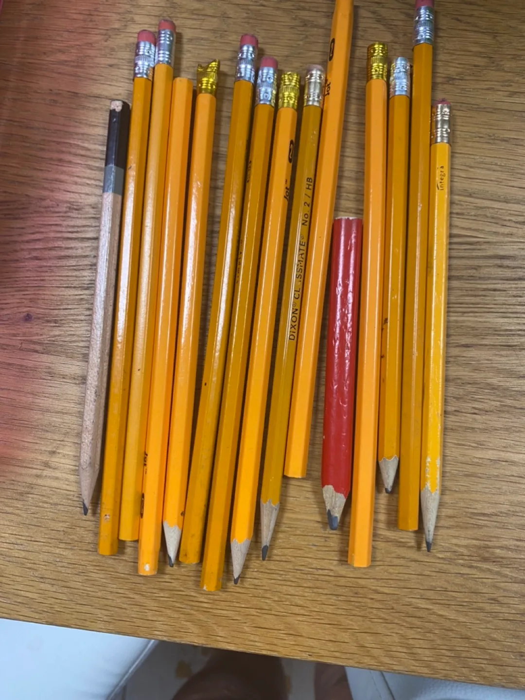 FREE FASTEST PICK UP////SCHOOL SUPPLIES📝 image indicator(2)