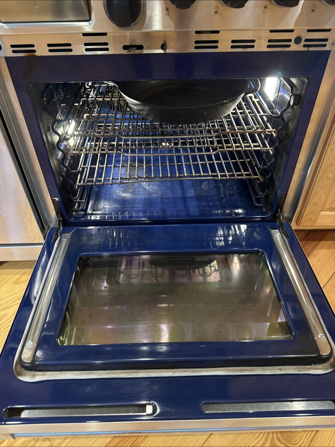 Wolf Stainless Steel Gas Range Oven - photo 2
