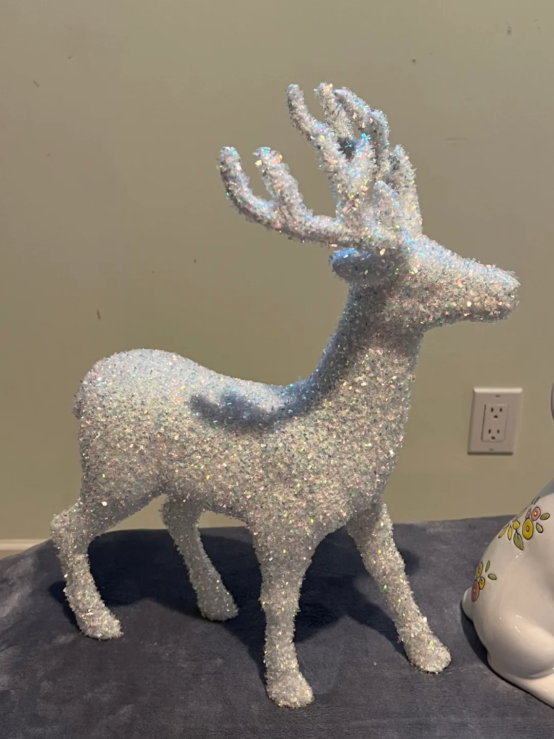 Sparkling deer and a rabbi image indicator(4)