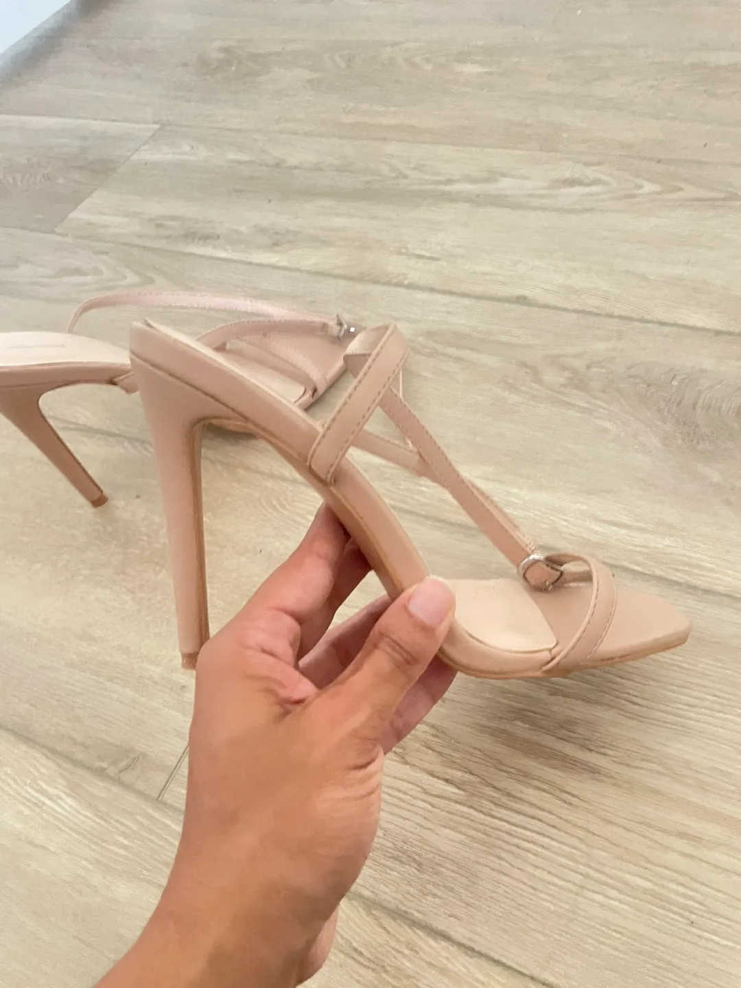 Nude Heels - Size 9 (RUNS LIKE SZ 8) image indicator(2)