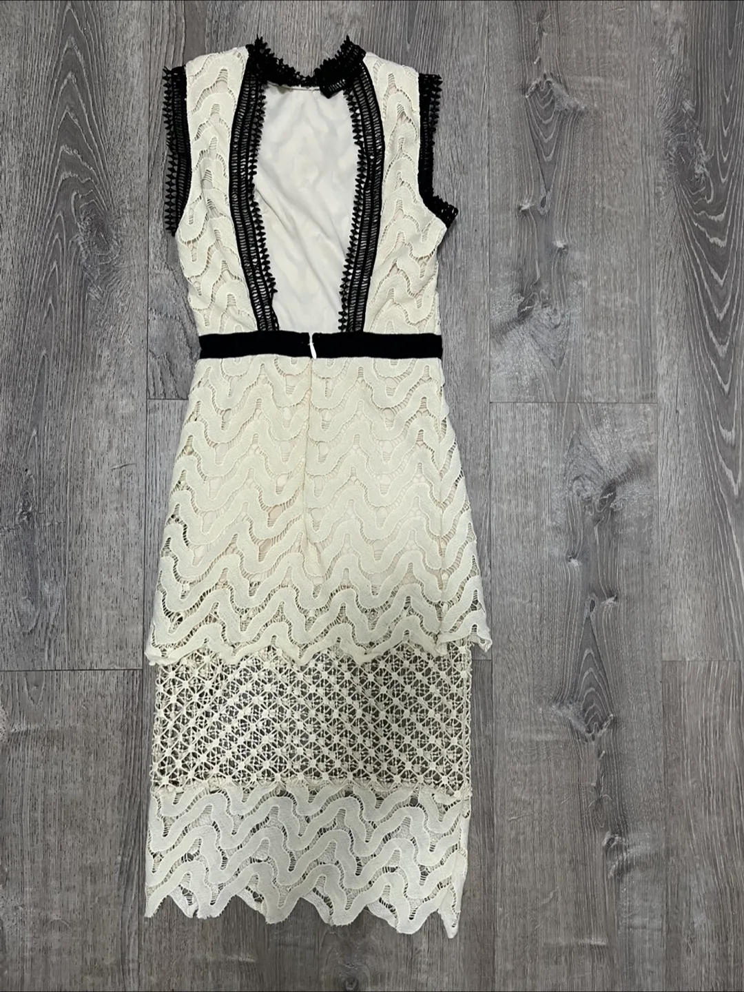 Fox's Cream Lace Dress - Size S image indicator(2)
