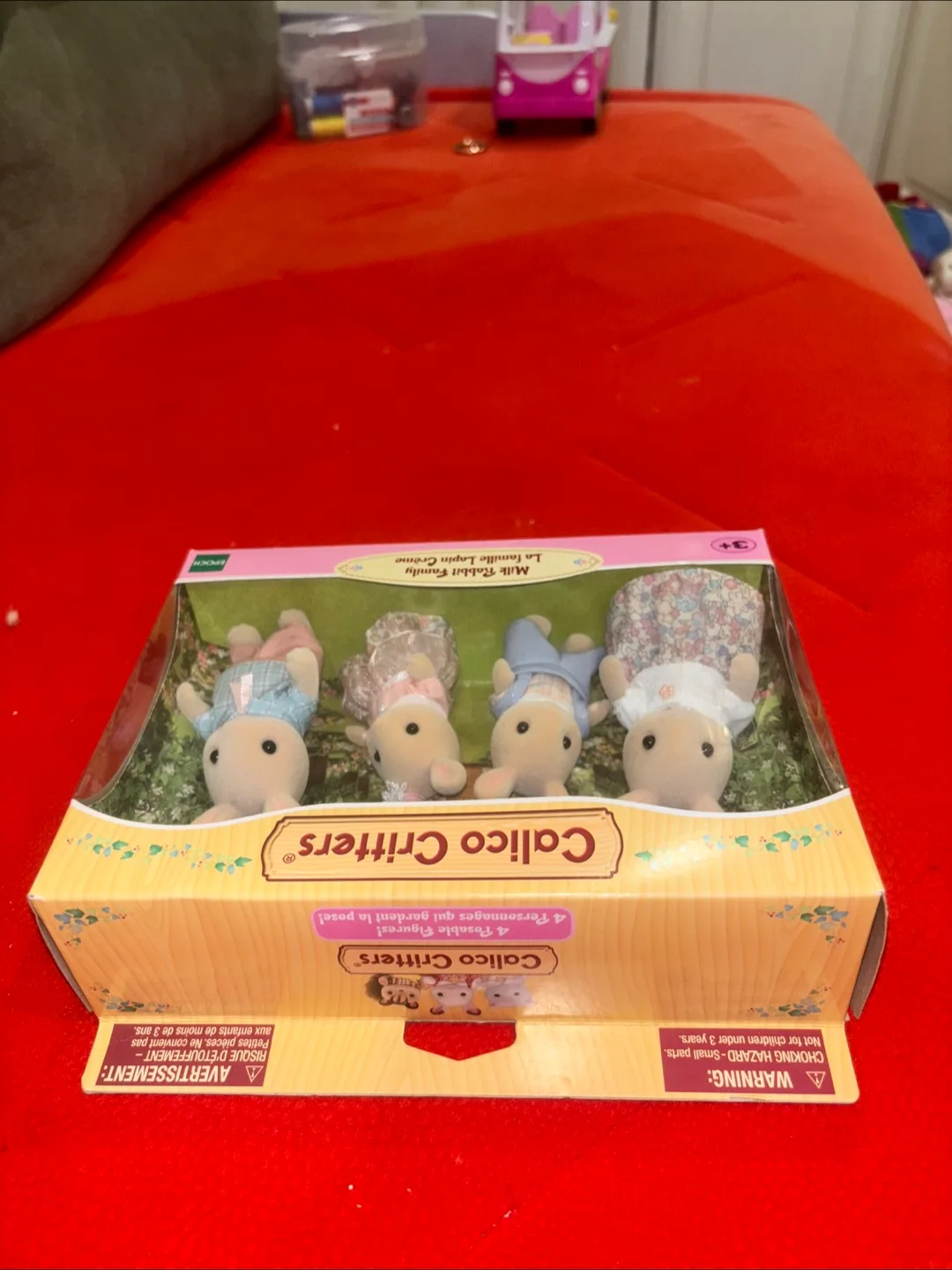 Calico Critters Milk Rabbit Family - New in Box! image indicator(3)