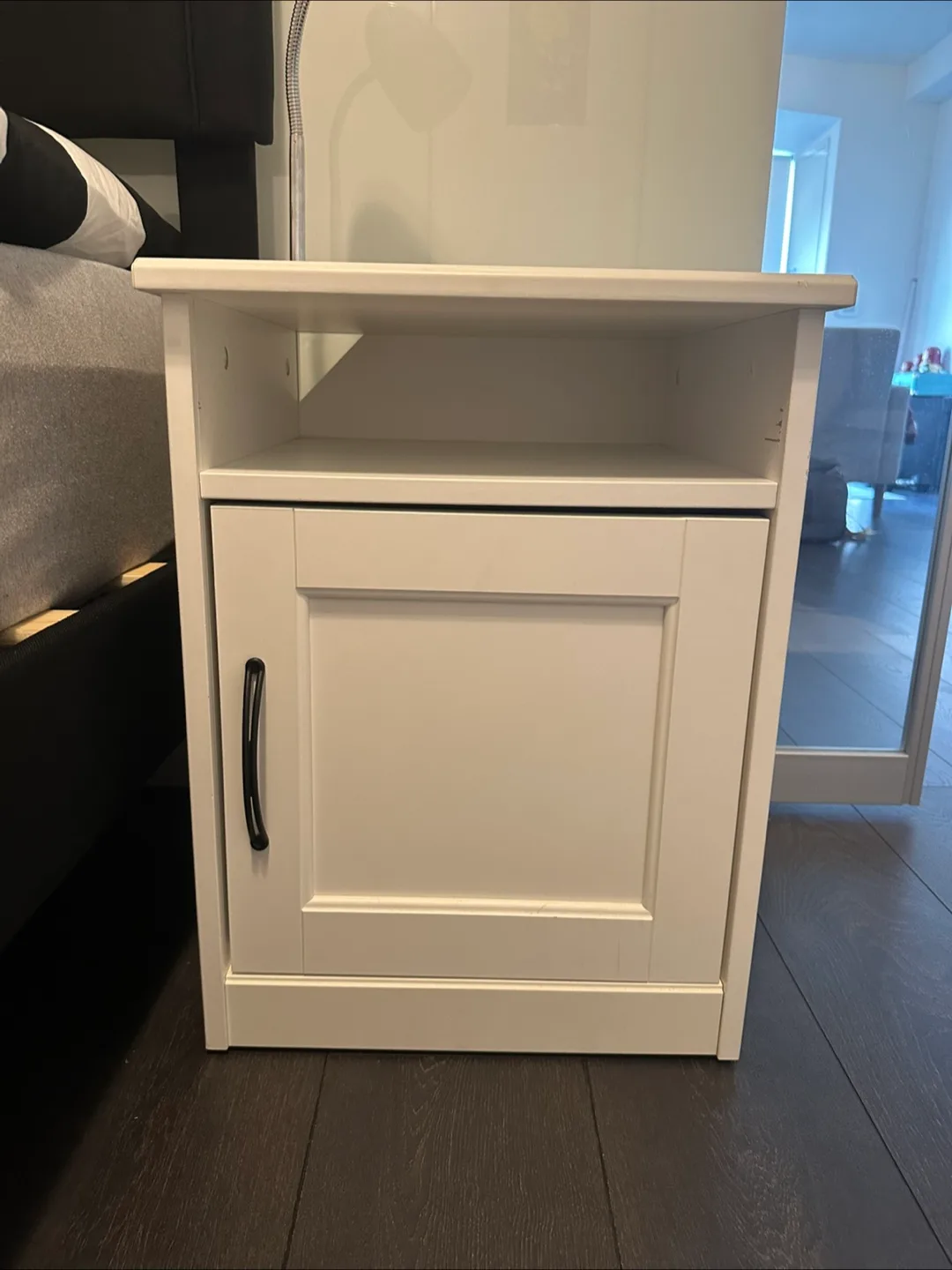 White Bedside Table Nightstand with storage