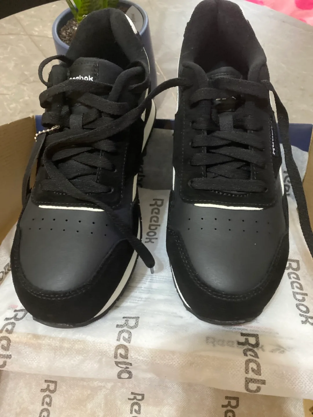 Reebok Harman Work Classic Sneakers - Women's Size 9W image indicator(4)