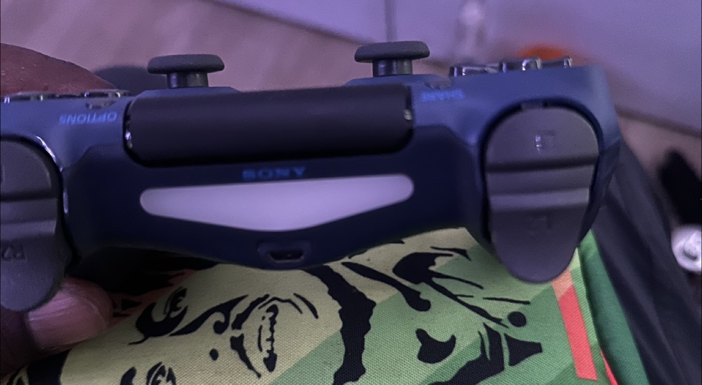 Sony PlayStation 4 DualShock 4 Wireless Controller - Blue - photo 3