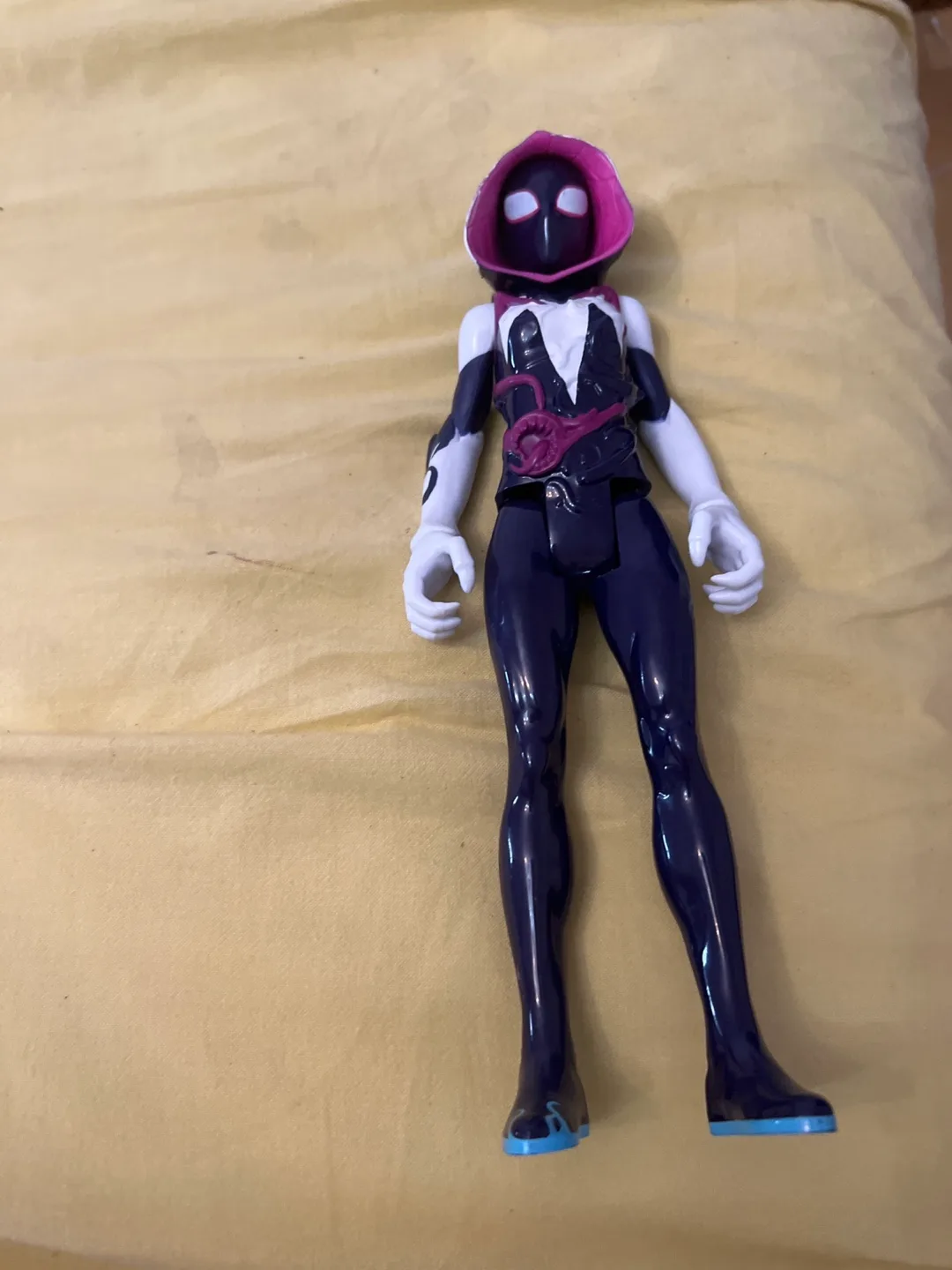 Marvel Spider-Gwen Action Figure thumbnail