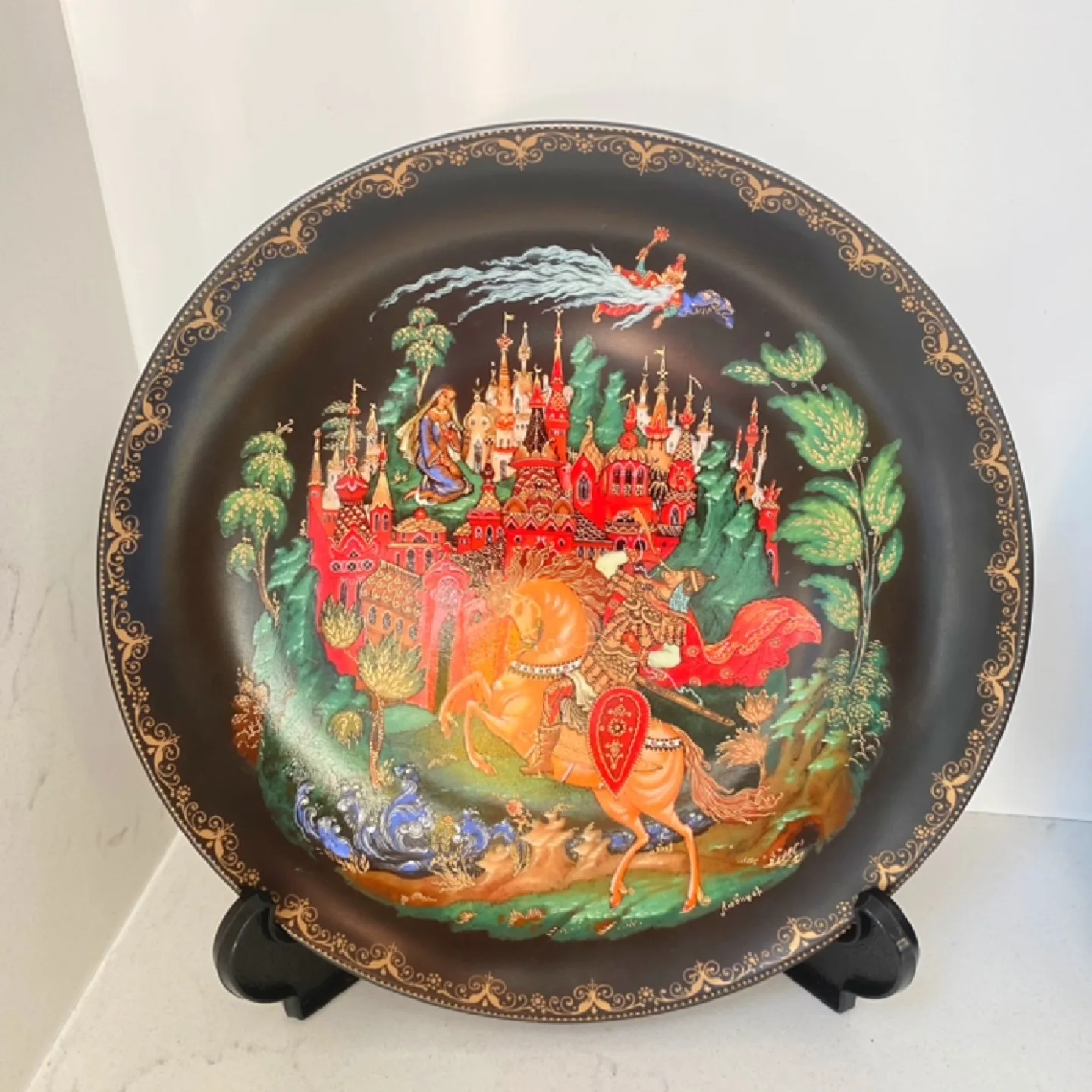 Palekh Decorative Plates Set image indicator(4)