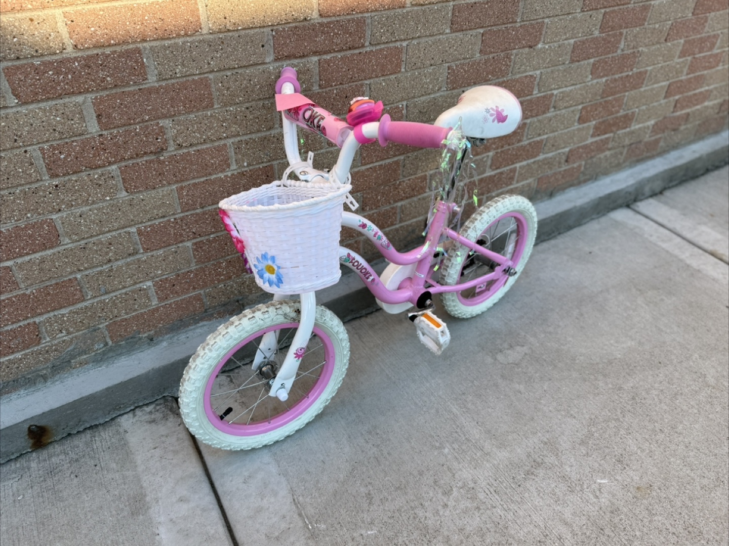 Girls' Pink & White 12" Bike with Basket & Training Wheels - photo 2