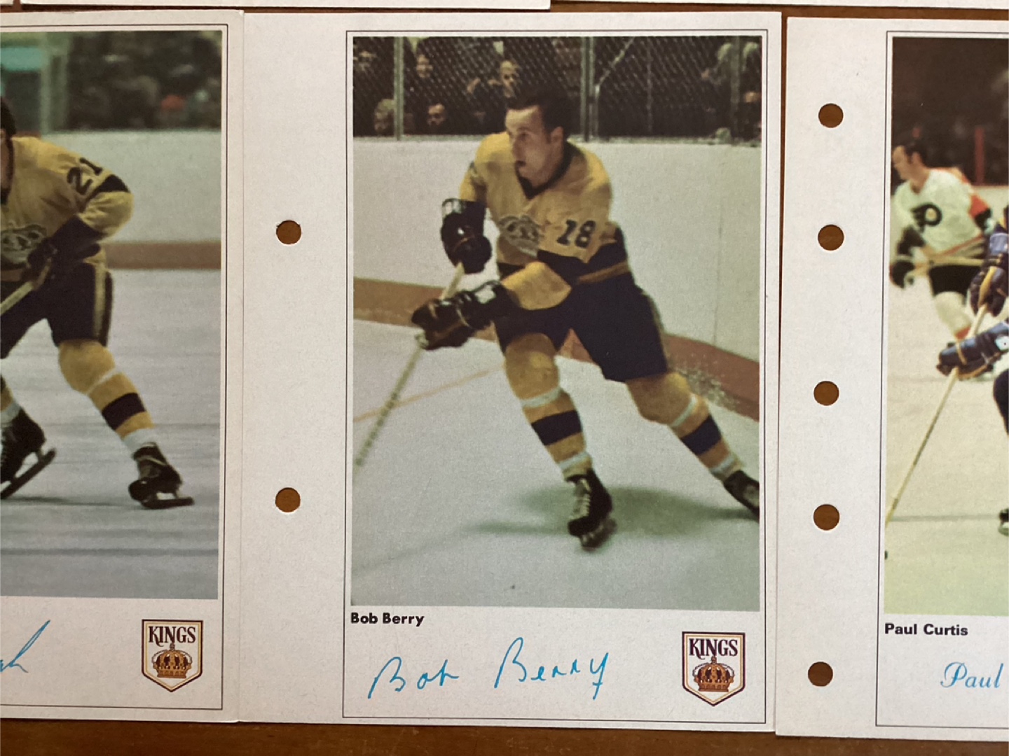 7  1971-72 Toronto Sun NHL Action Players Los Angeles Kings ! - photo 5