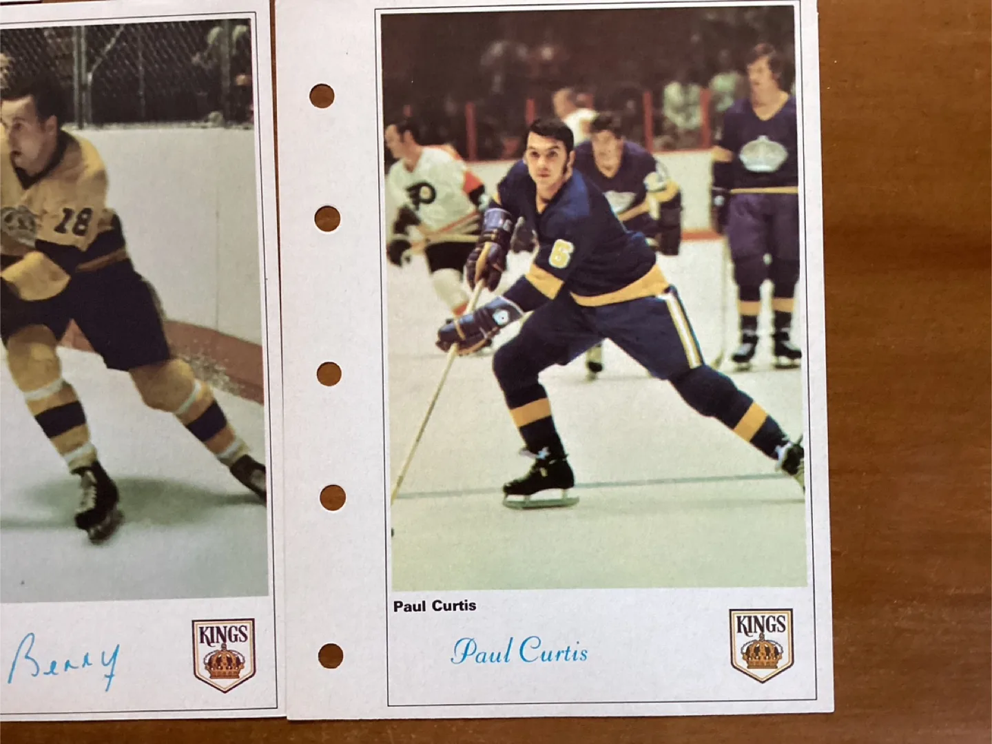 7  1971-72 Toronto Sun NHL Action Players Los Angeles Kings ! image indicator(6)