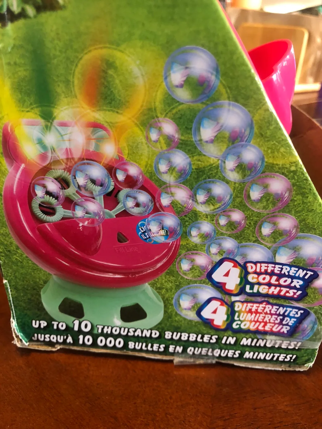🇨🇦Kids Lot: Light Up Bubbles Machine, Slime, Clay etc image indicator(9)
