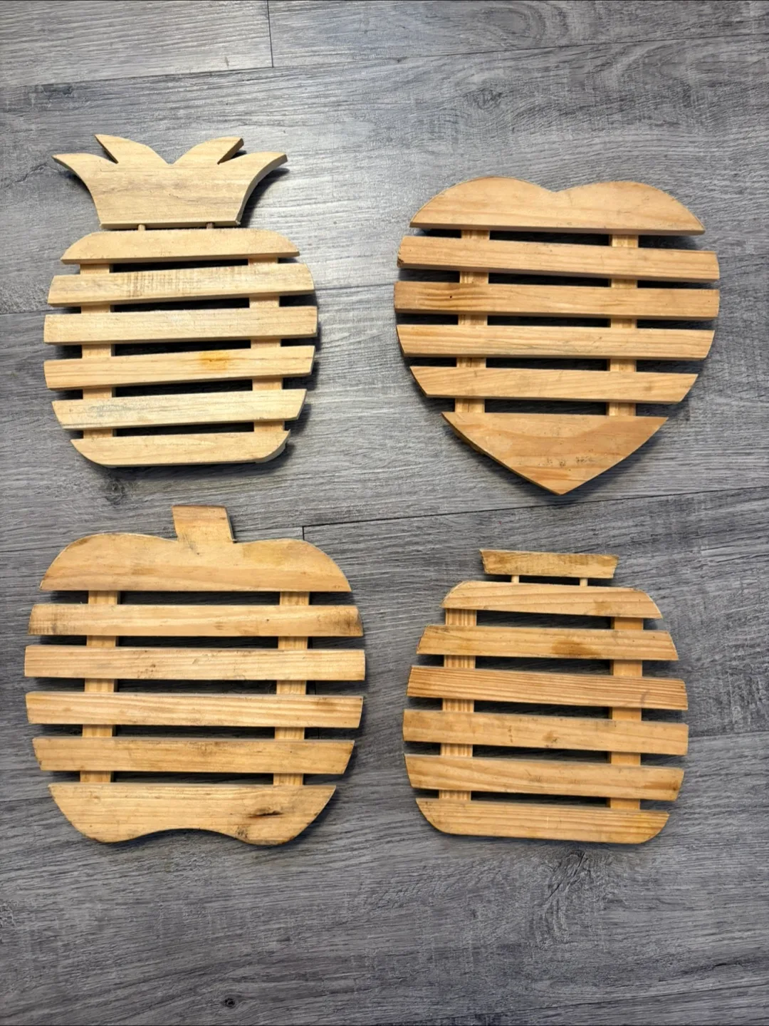 Wooden Pot Holders set of 4 $5 for all thumbnail