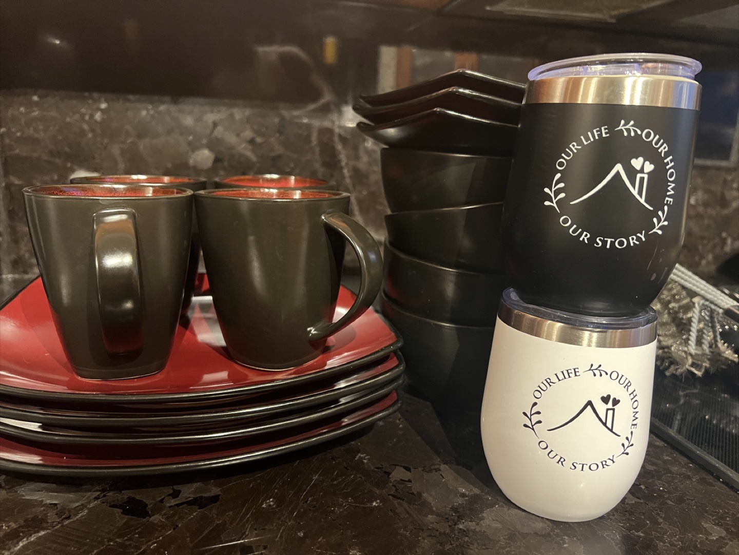 Mugs, Bowls, Plates & Tumblers