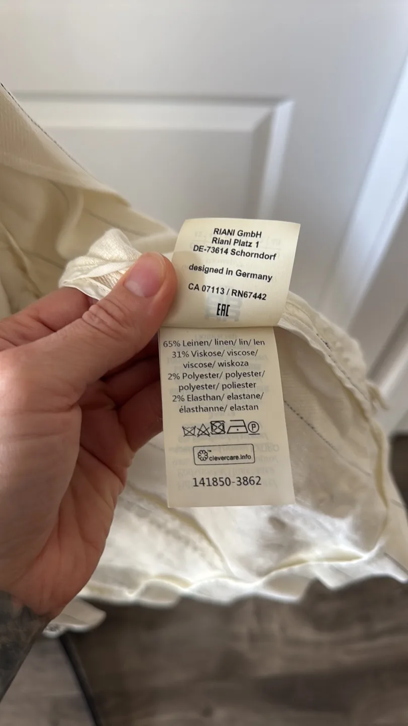 Riani linen blend blazer - size 12 (fits 10) image indicator(10)