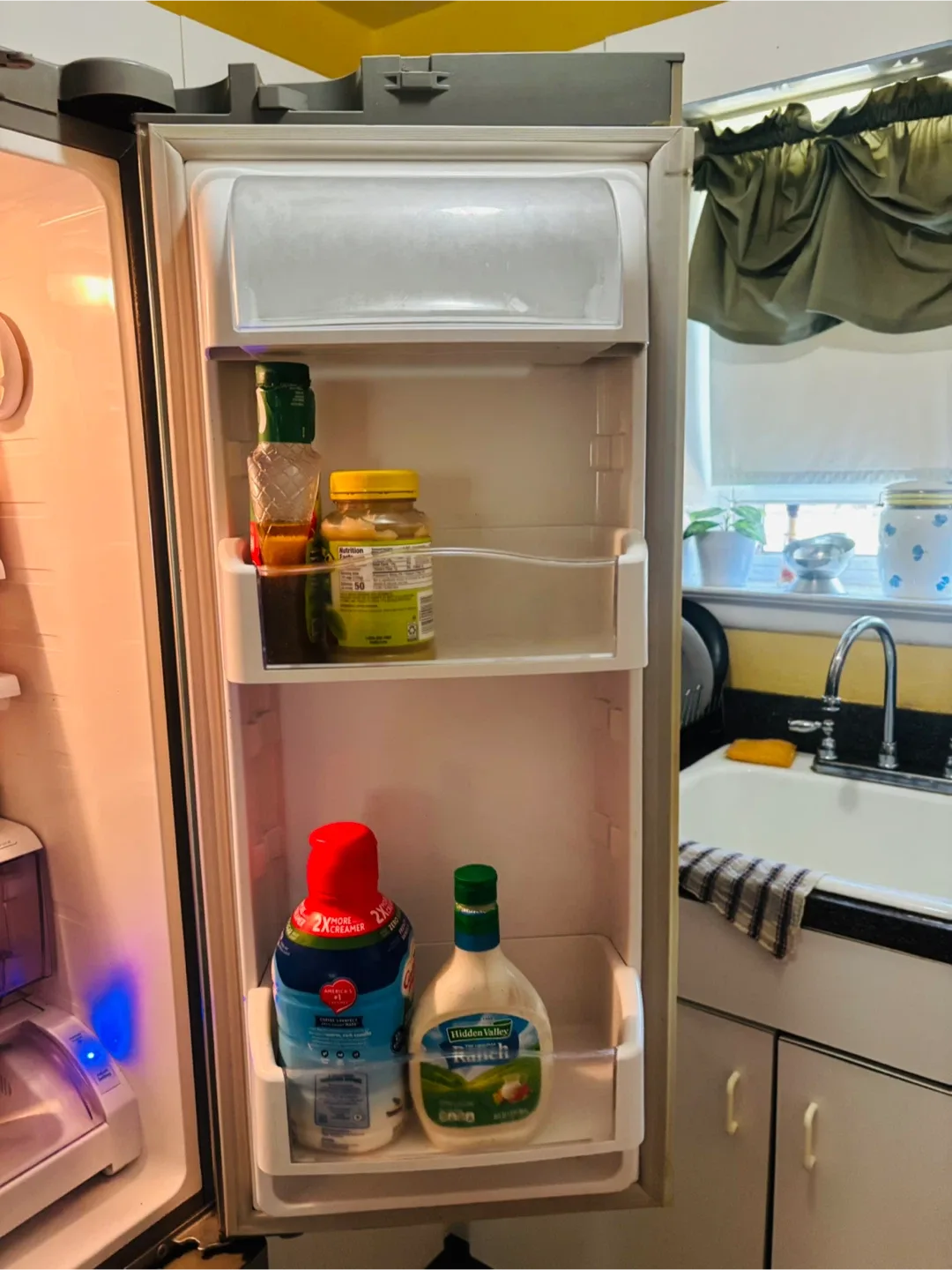 GE Stainless Steel French Door Refrigerator image indicator(5)