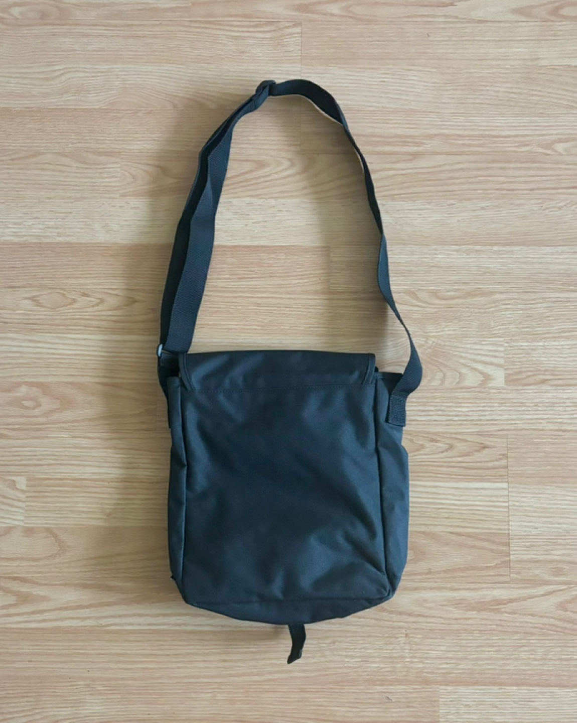 Herschel Black Messenger Bag - photo 3