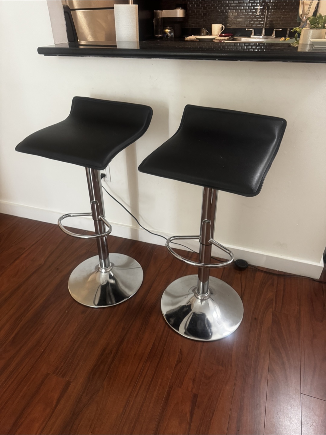 Set of 2 Black Bar Stools